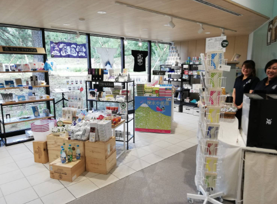 世界遺産「三保松原」のミュージアムショップ＆カフェ